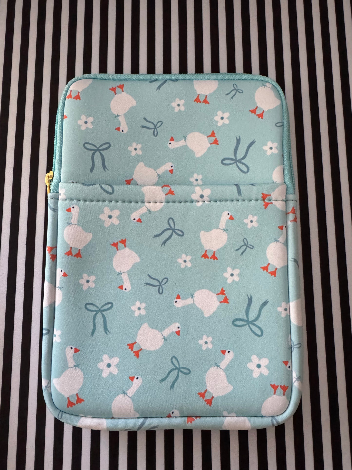 Blue Goose Wholesale (PACK of 3) Kindle Sleeves