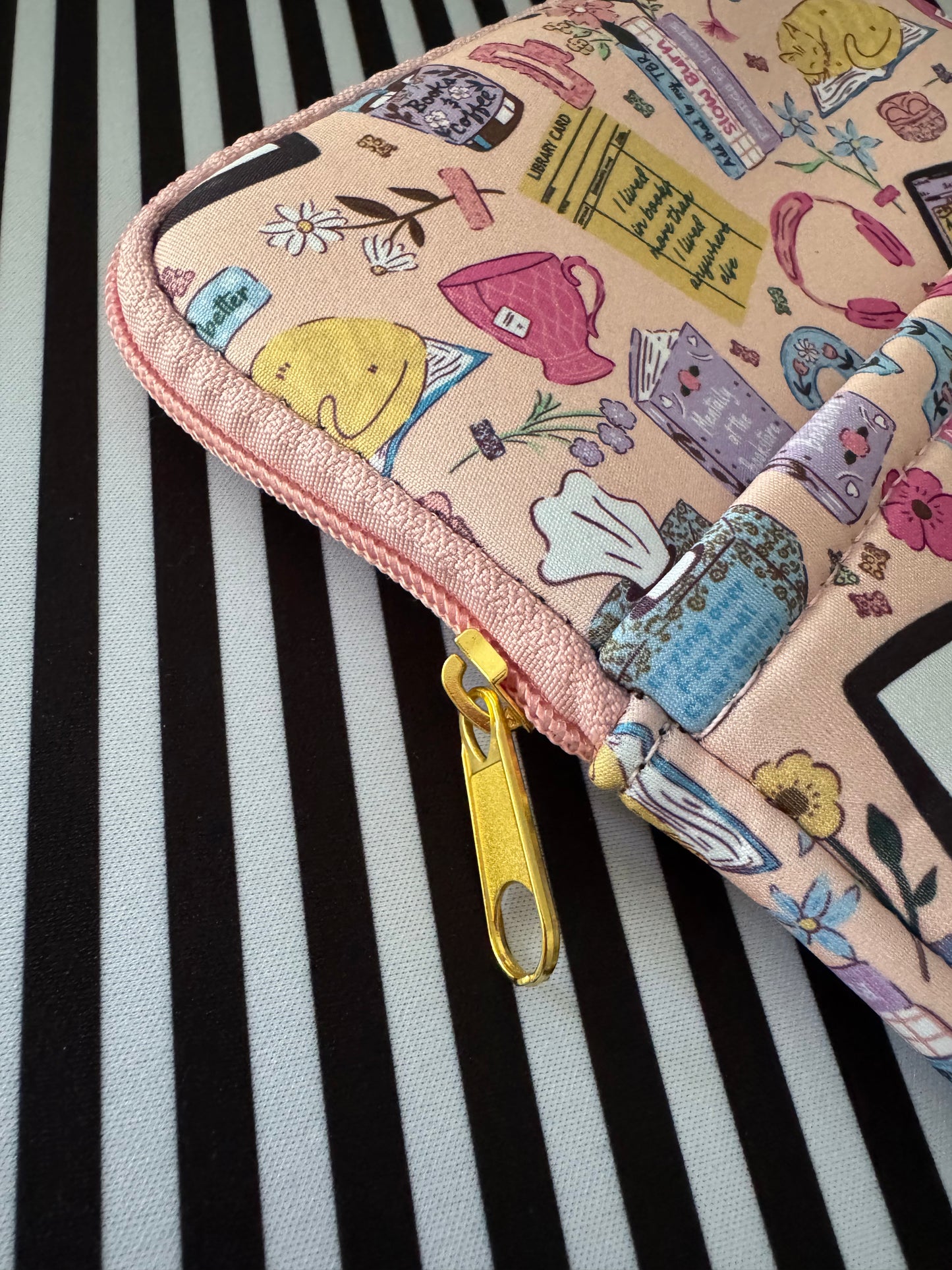Kindle Girlie Wholesale (PACK of 3) Kindle Sleeves