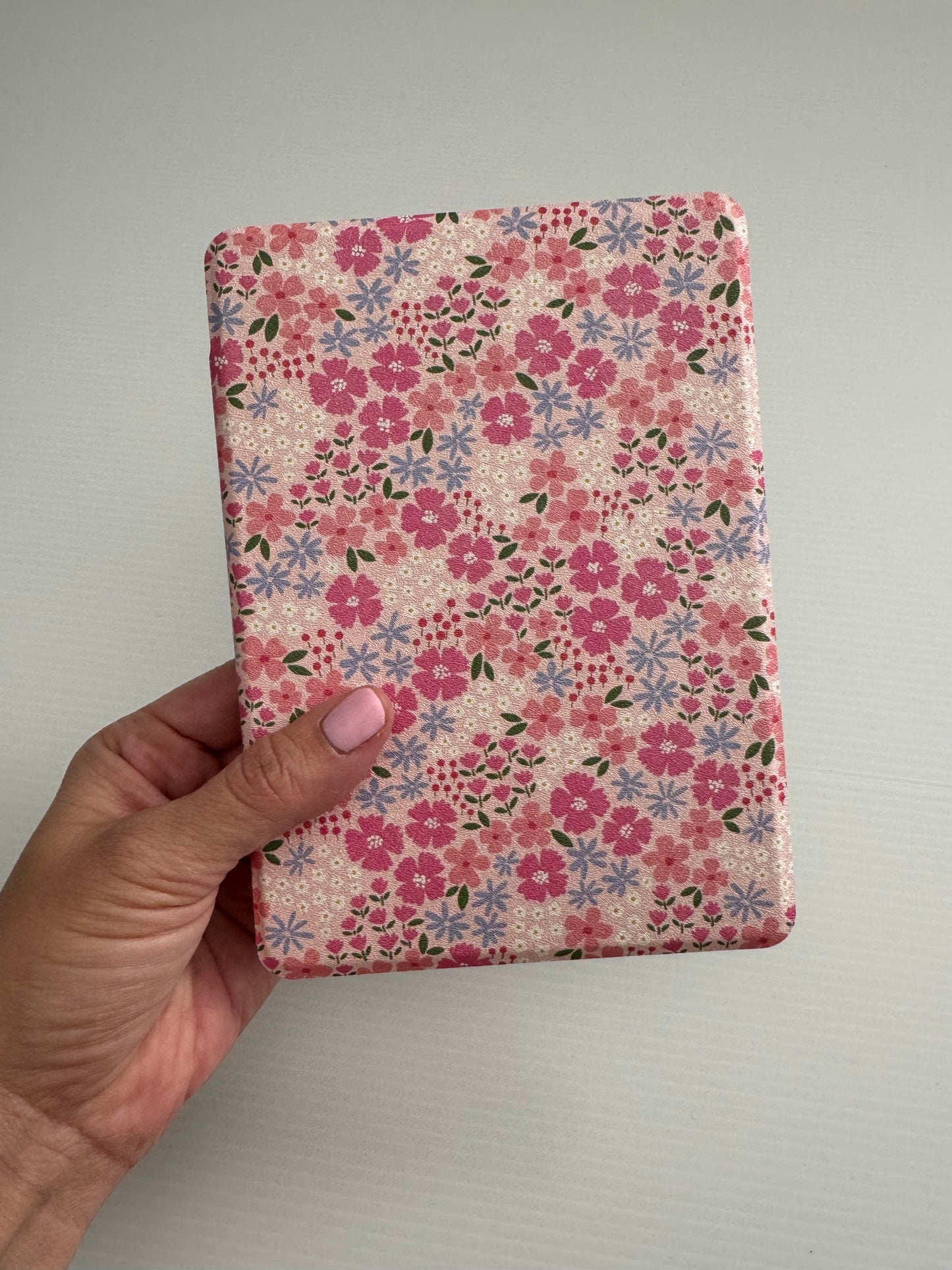 Floral Burst/ Wholesale Clear Back  Kindle Cases- PACK of 3