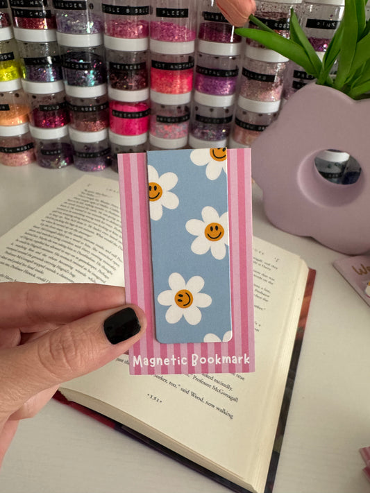 Blue Happy Daisy Magnetic Bookmarks (Pack of 5)