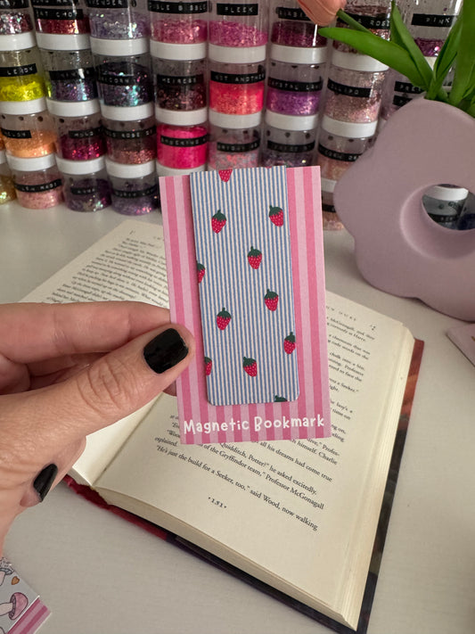 Mini Berries Magnetic Bookmarks (Pack of 5)