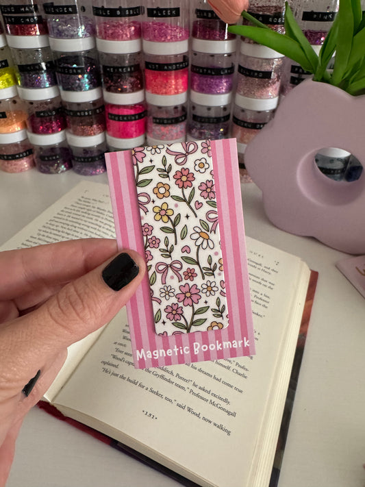 Pink + White Flowers Magnetic Bookmarks (Pack of 5)
